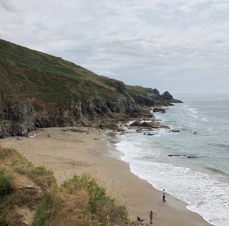 2156F348-6F25-4B67-8BDF-D53809D50FC2