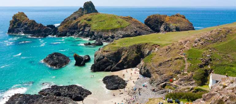 FDA84C3E-B947-4516-B489-6050B924B639